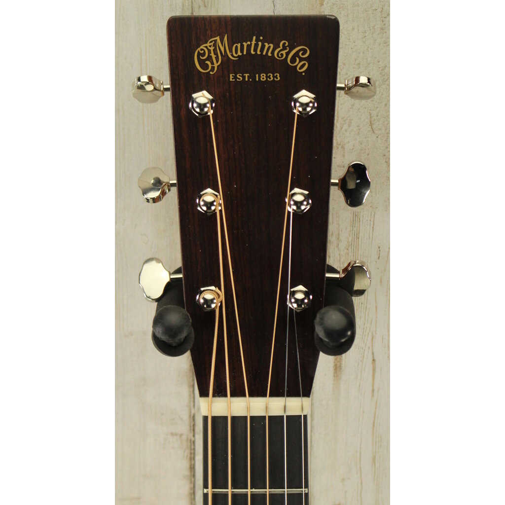 Martin USED Martin Standard Series HD-28 (153)