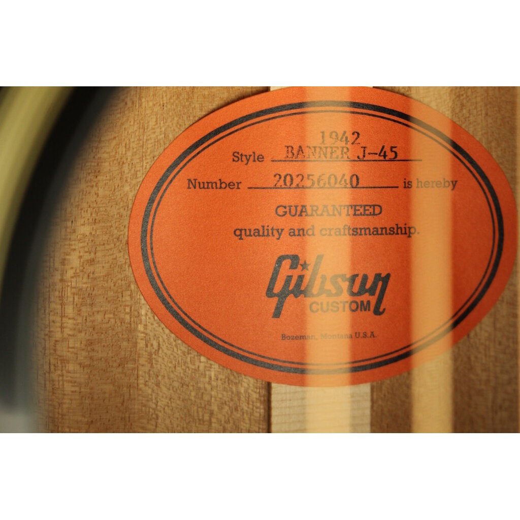 Gibson Custom NEW Gibson Custom 1942 Banner J-45 - Vintage Sunburst (040)