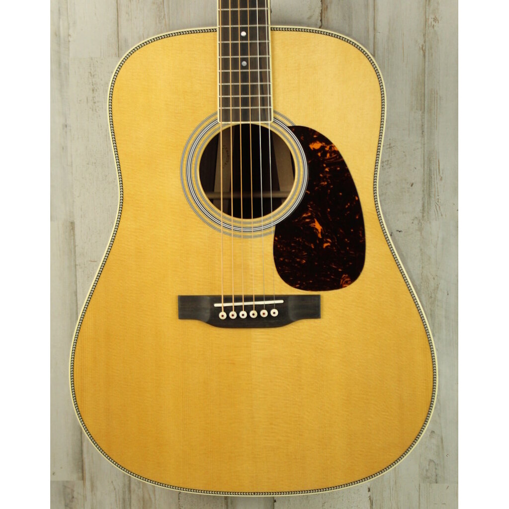 Martin NEW Martin Standard Series HD-35 - Natural w/ Aging Toner (050)