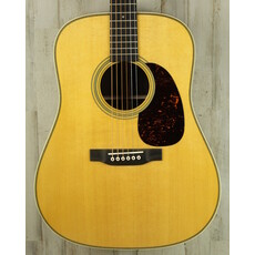 Martin NEW Martin Standard Series HD-28 - Natural w/ Aging Toner (065)
