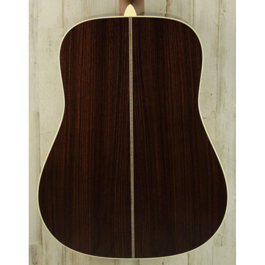 Martin NEW Martin Standard Series HD-28 - Natural w/ Aging Toner (065)