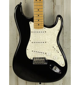 Fender USED 2004 Fender American Series Stratocaster (306)
