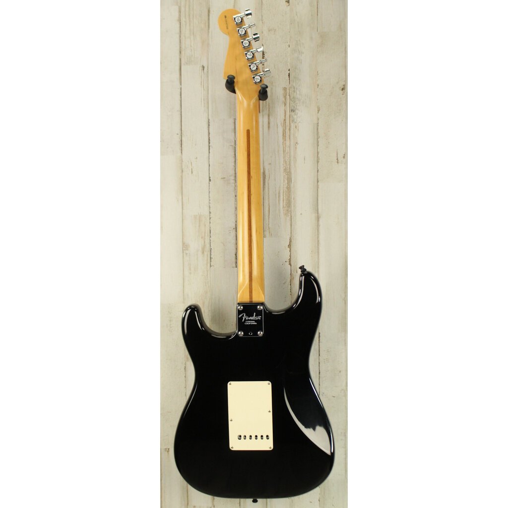Fender USED 2004 Fender American Series Stratocaster (306)