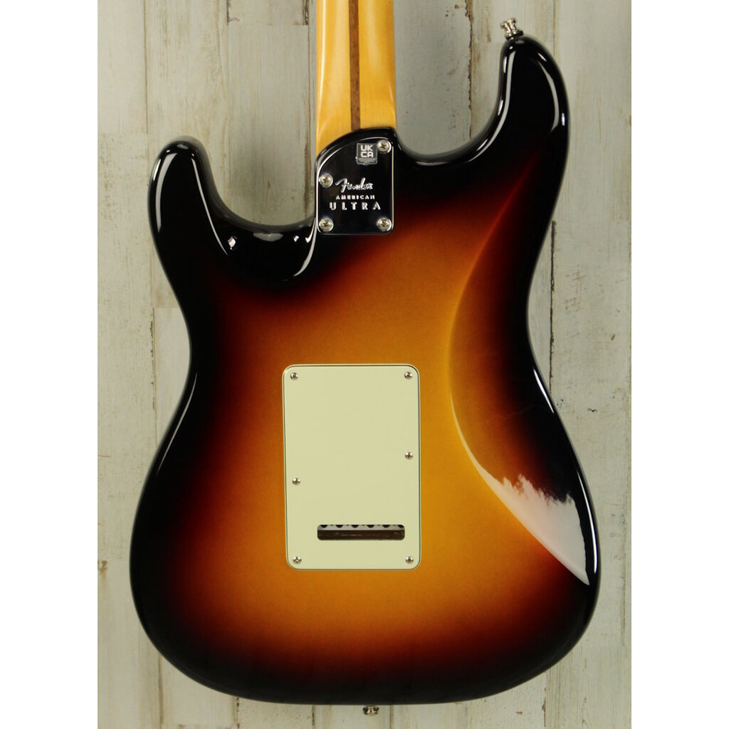 Fender USED Fender 2022 American Ultra Stratocaster (171)