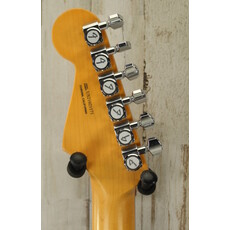 Fender USED Fender 2022 American Ultra Stratocaster (171)