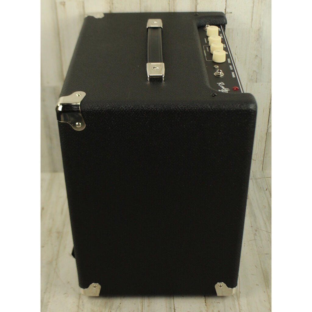Fender DEMO Fender Rumble 25 (040)
