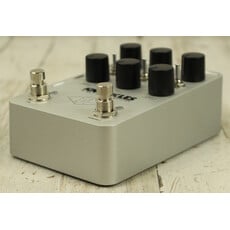 Universal Audio USED Universal Audio Knuckles (010)