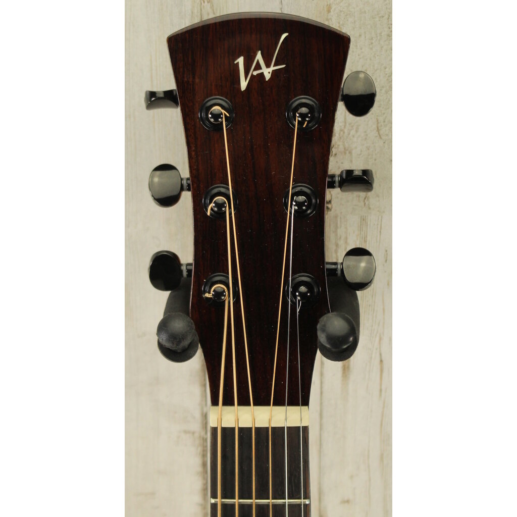 Andrew White USED Andrew White D 110 (230)