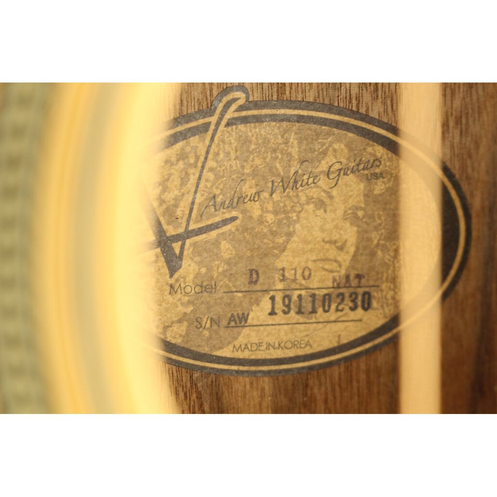 Andrew White USED Andrew White D 110 (230)