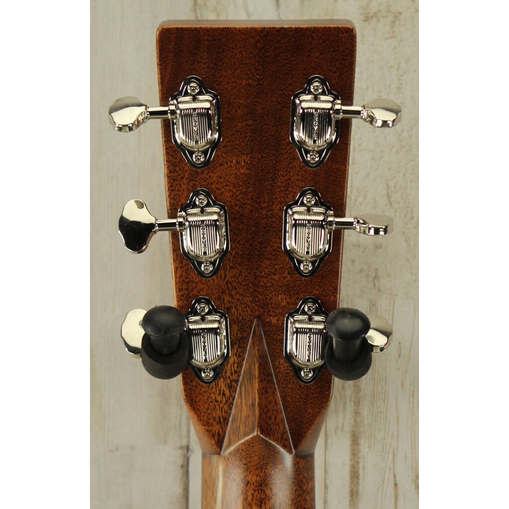 Martin NEW Martin D-28 Billy Strings - Natural w/ Antique Toner (180)