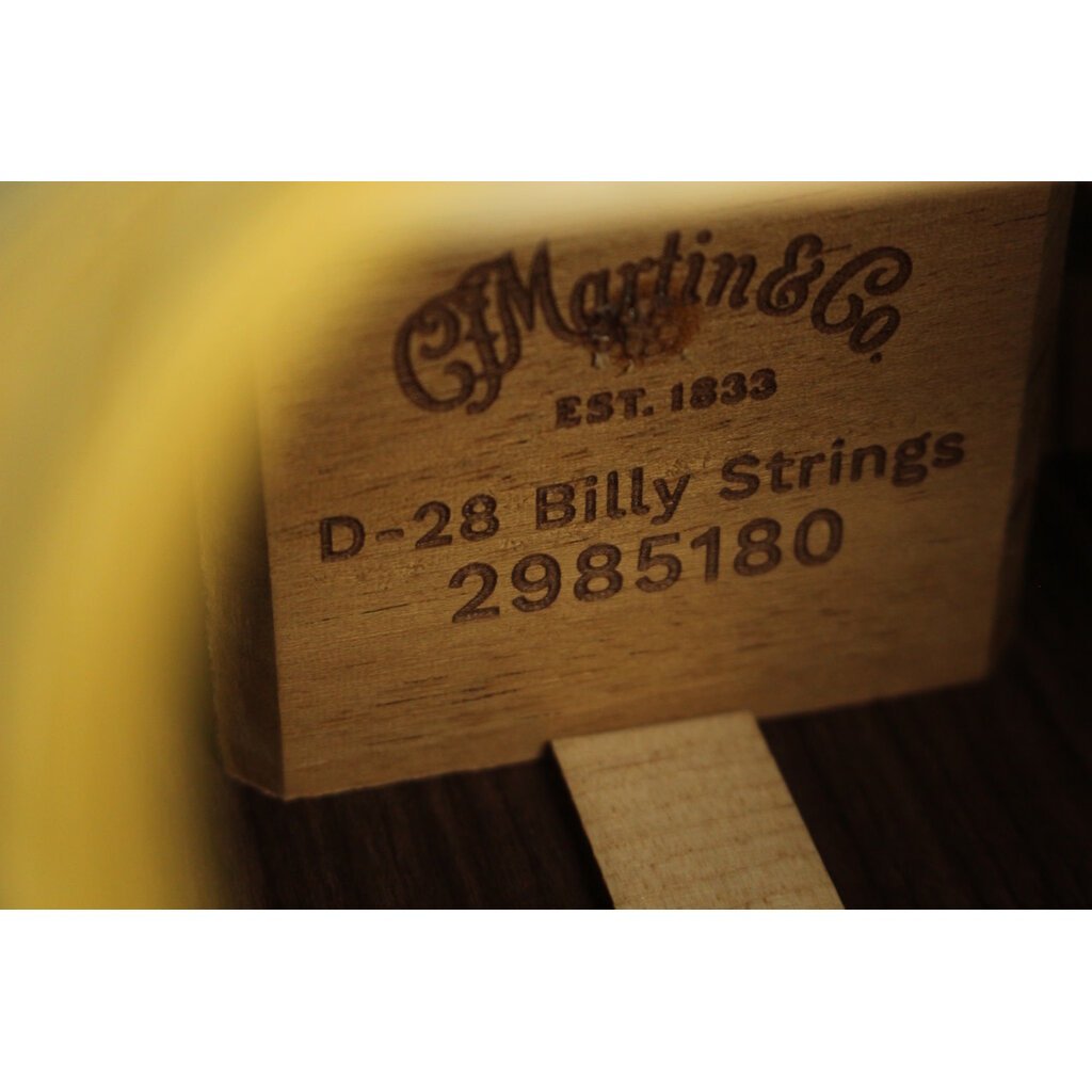 Martin NEW Martin D-28 Billy Strings - Natural w/ Antique Toner (180)