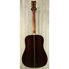 Martin NEW Martin Standard Series HD-28 - Natural w/ Aging Toner (503)