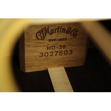 Martin NEW Martin Standard Series HD-28 - Natural w/ Aging Toner (503)