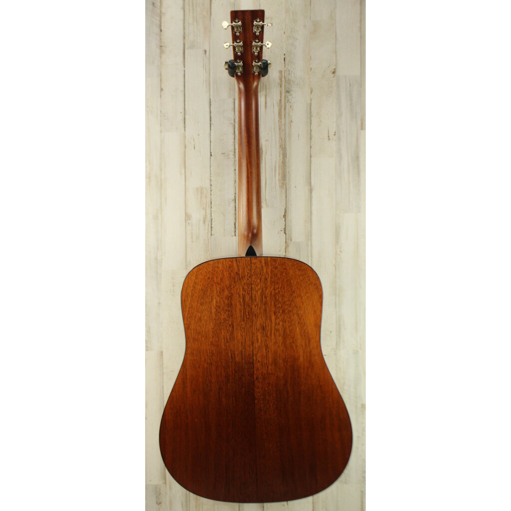 Martin NEW Martin Standard Series D-18 - Natural w/ Aging Toner (426)