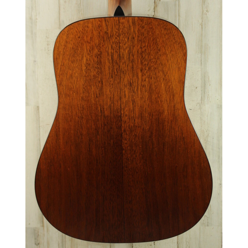 Martin NEW Martin Standard Series D-18 - Natural w/ Aging Toner (426)