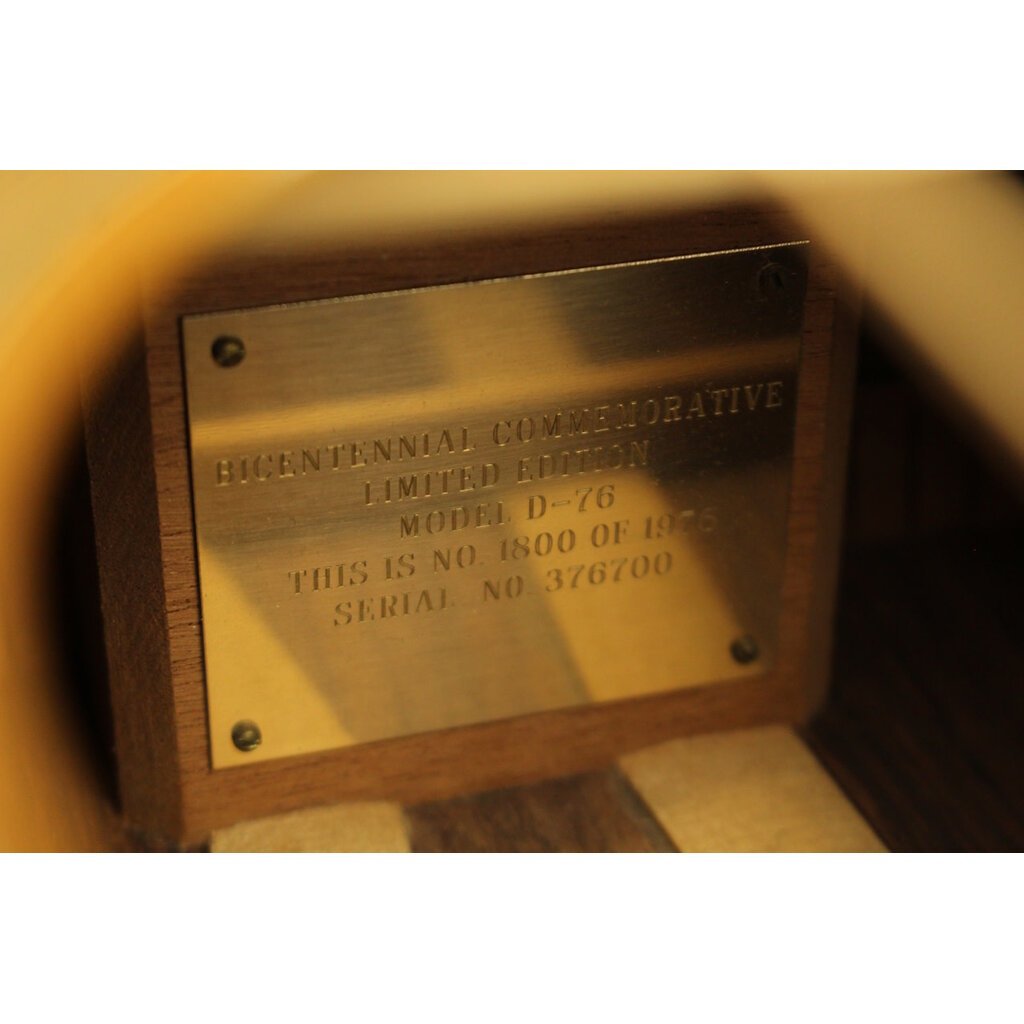 Martin VINTAGE 1976 Martin D-76 Bicentennial (700)