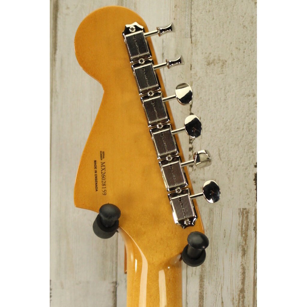 Fender DEMO Fender Vintera III Early '60s Bass VI - 3-Color Sunburst (159)