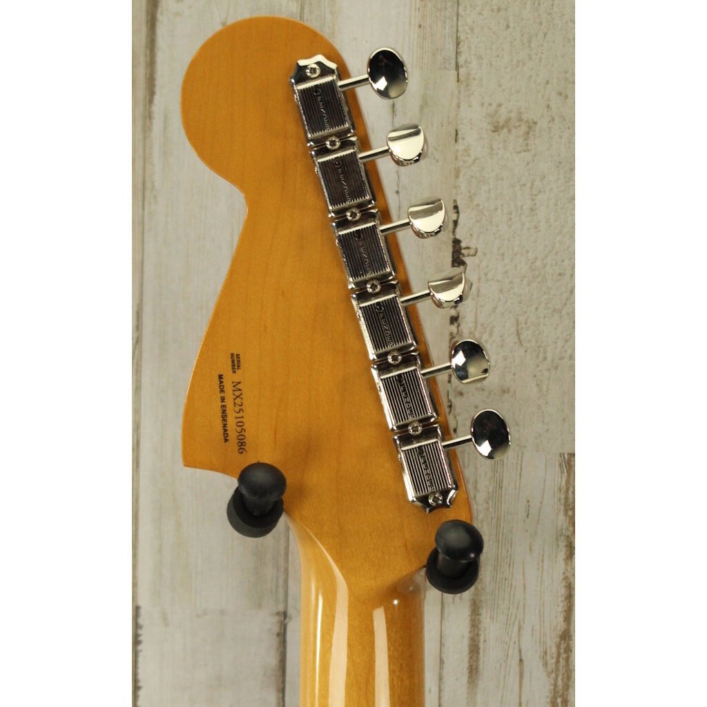 Fender DEMO Fender Vintera III Early '60s Bass VI - Candy Apple Red (086)