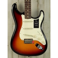 Fender DEMO Fender Vintera III Late '60s Stratocaster - 3-Color Sunburst (217)