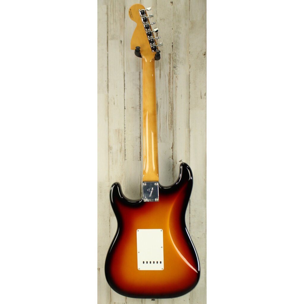Fender DEMO Fender Vintera III Late '60s Stratocaster - 3-Color Sunburst (217)
