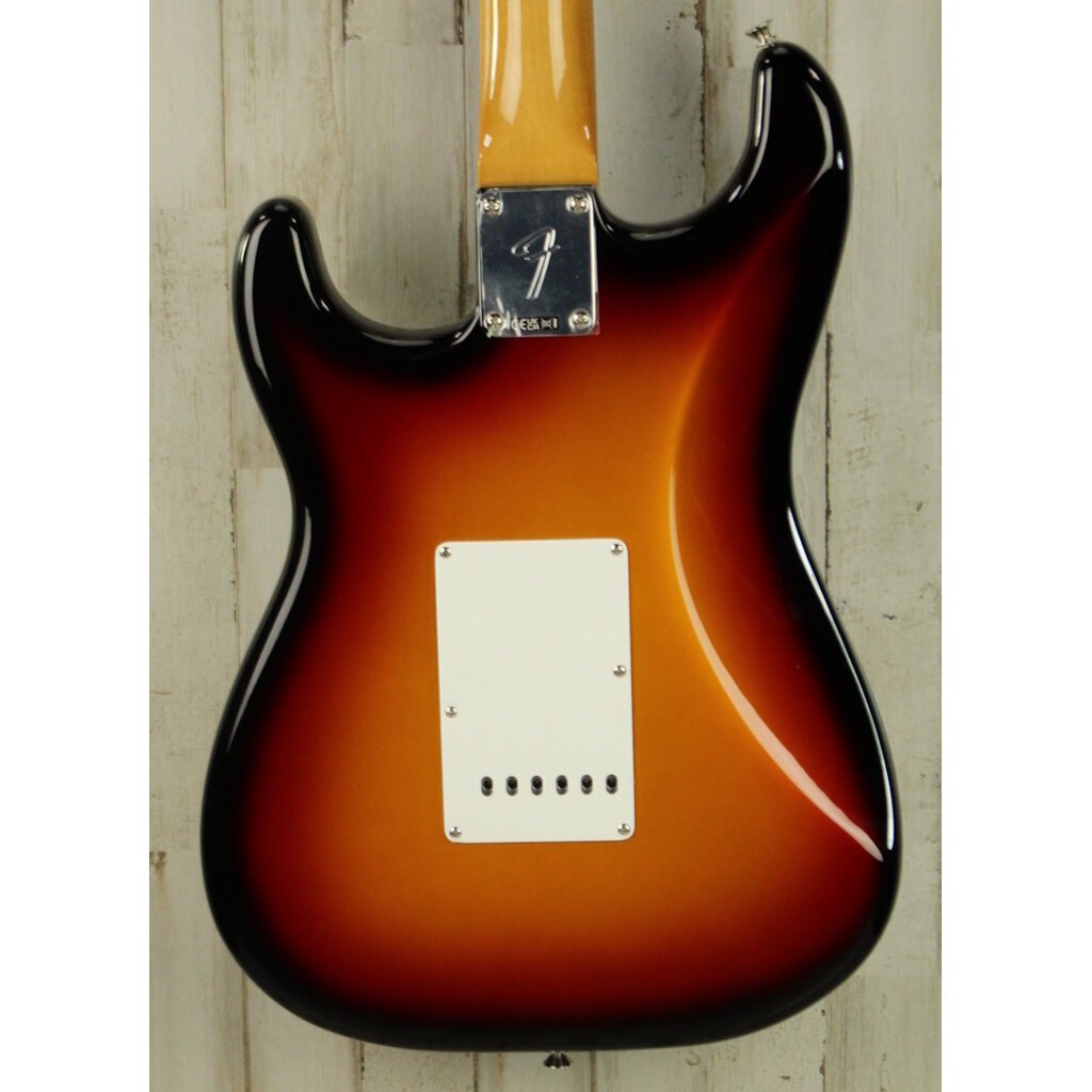 Fender DEMO Fender Vintera III Late '60s Stratocaster - 3-Color Sunburst (217)