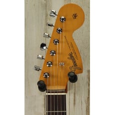 Fender DEMO Fender Vintera III Late '60s Stratocaster - 3-Color Sunburst (217)