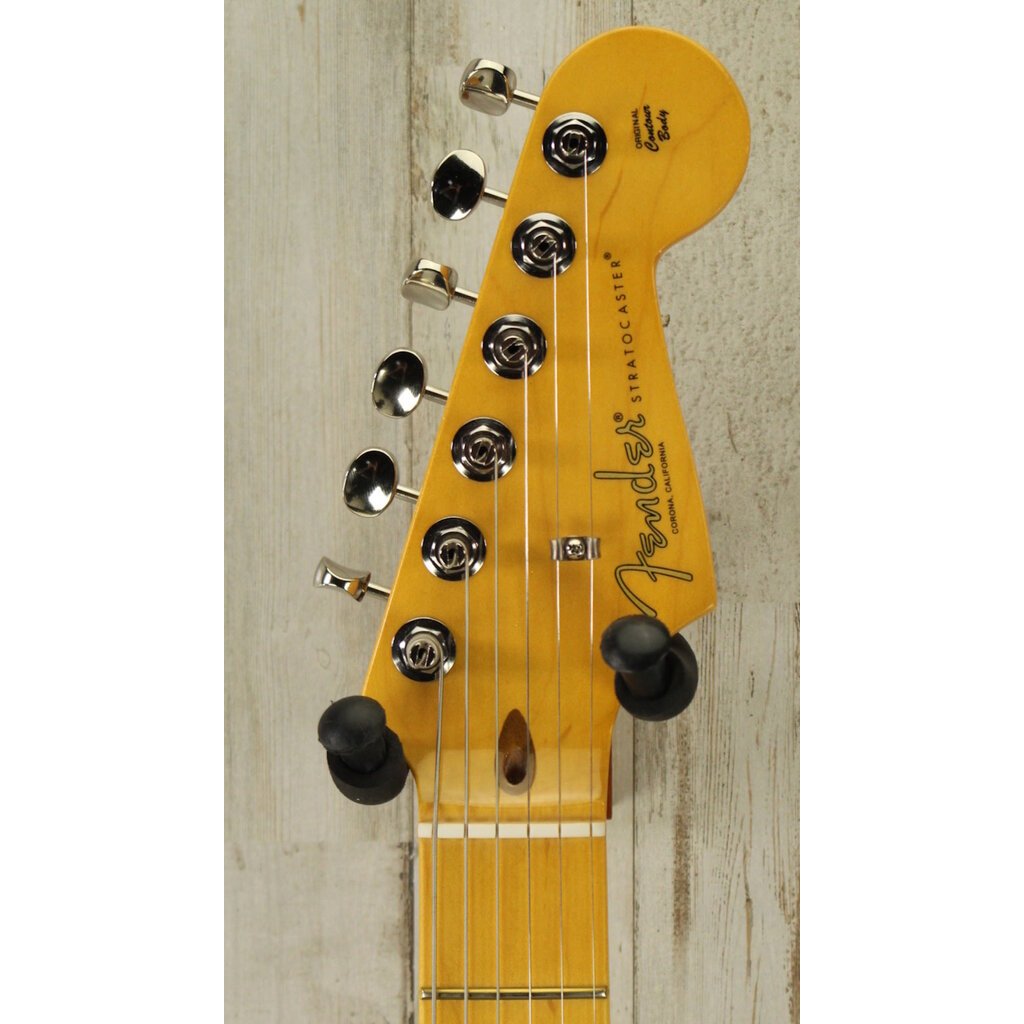 Fender USED 2025 Fender American Professional Classic Stratocaster (275)