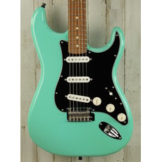 Fender USED 2023 Fender Player Stratocaster (611)