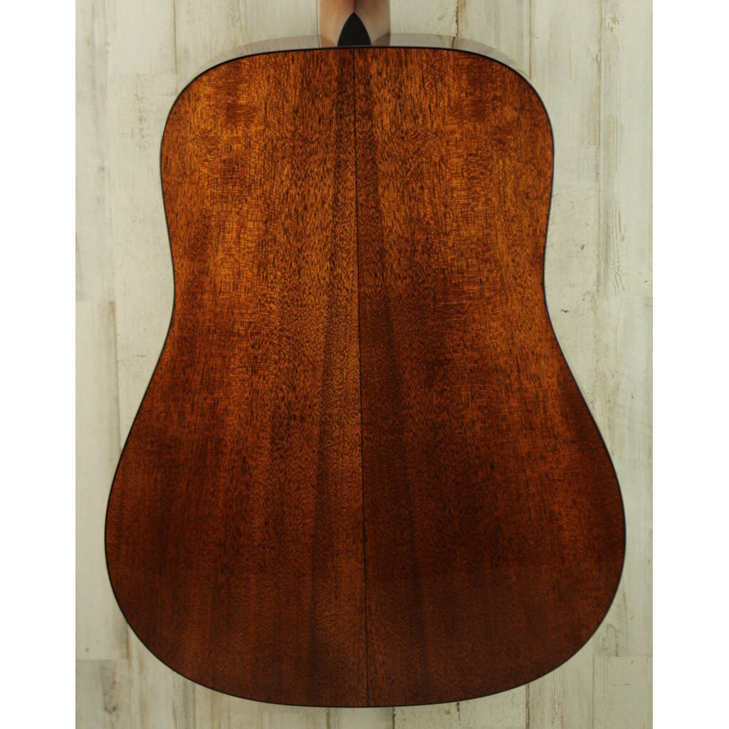 Martin NEW Martin Standard Series D-18 - Natural w/ Aging Toner (376)