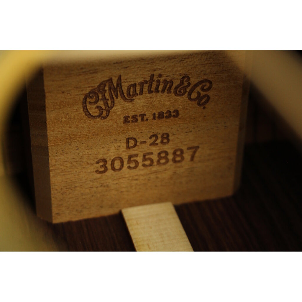 Martin NEW Martin Standard Series D-28 - Natural w/ Aging Toner (887)