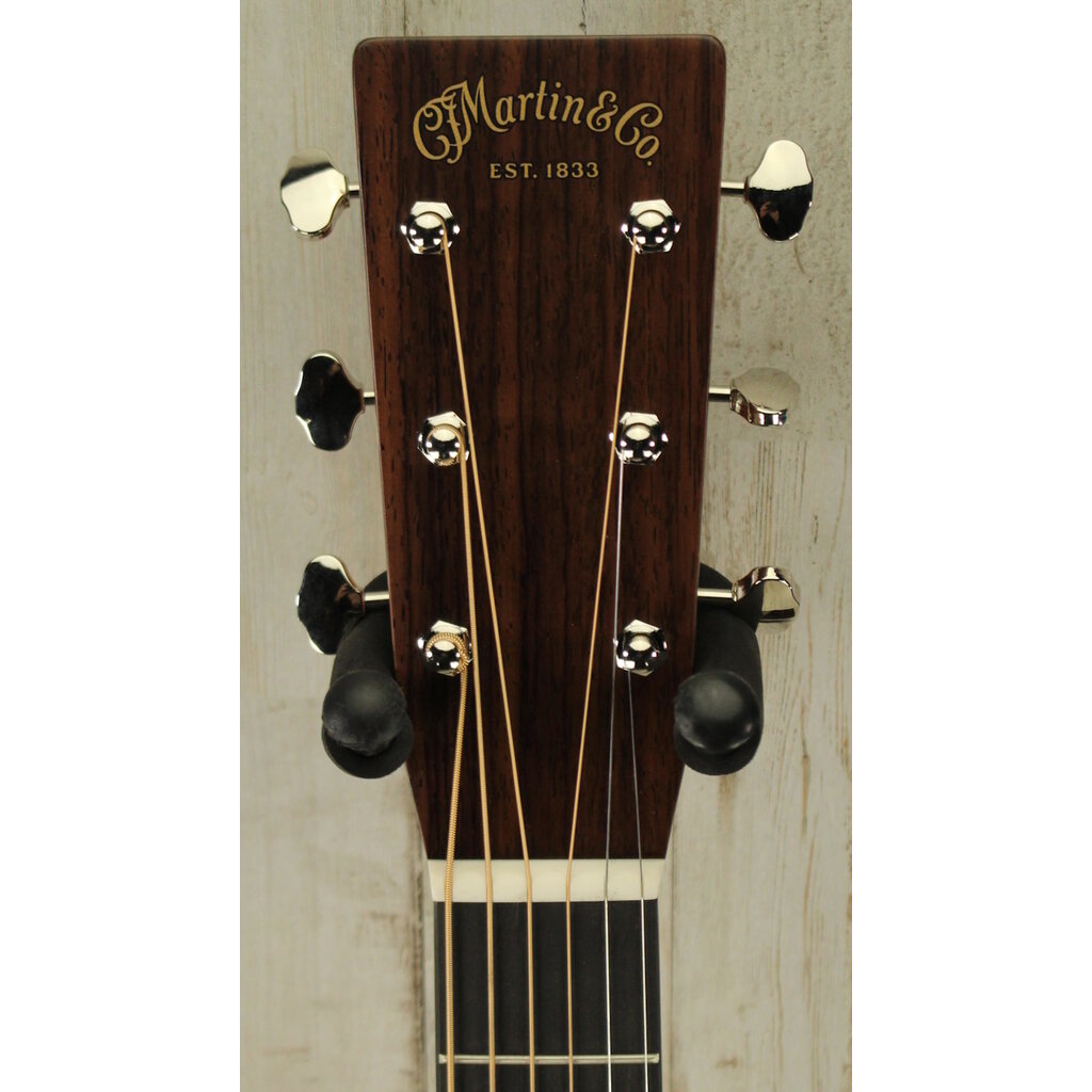 Martin NEW Martin Standard Series HD-28 - Natural w/ Aging Toner (482)