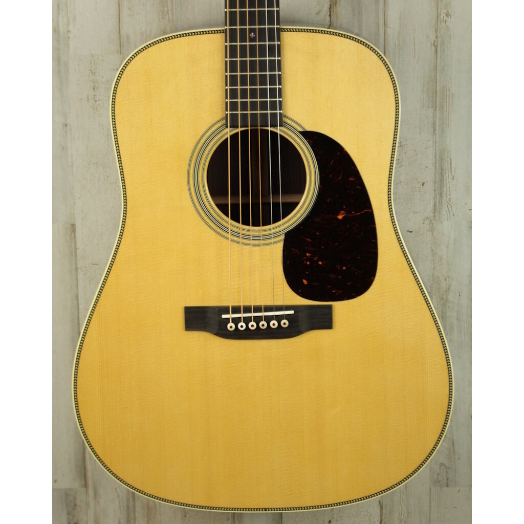 Martin NEW Martin Standard Series HD-28 - Natural w/ Aging Toner (744)