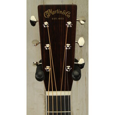 Martin NEW Martin Standard Series HD-28 - Natural w/ Aging Toner (744)