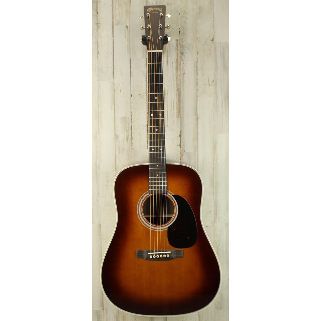 Martin NEW Martin Standard Series D-28 - 1933 Ambertone (463)