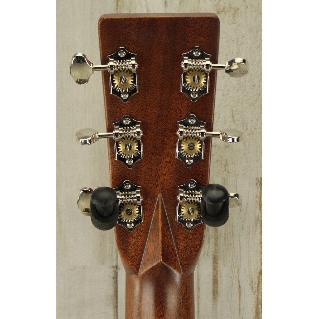 Martin NEW Martin Standard Series D-28 - 1933 Ambertone (463)