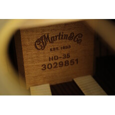 Martin NEW Martin Standard Series HD-35 - Natural w/ Aging Toner (851)