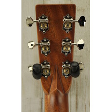 Martin NEW Martin Standard Series HD-28 - 1933 Ambertone (837)