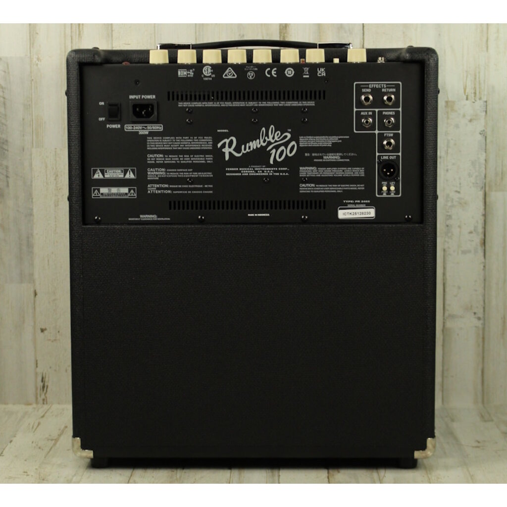 Fender DEMO Fender Rumble 100 V3 (230)