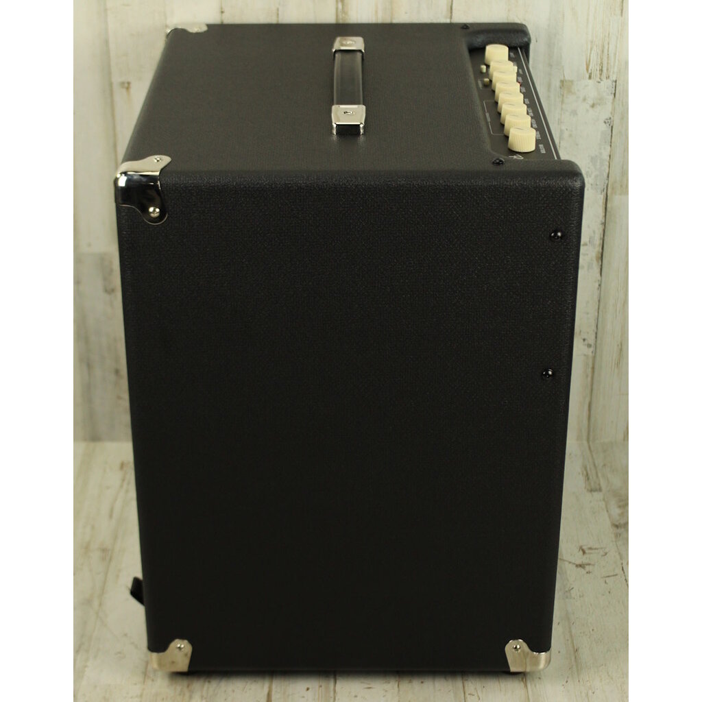 Fender DEMO Fender Rumble 100 V3 (230)
