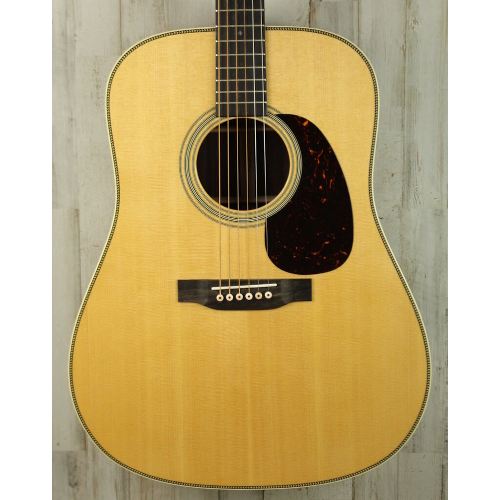 Martin USED Martin Standard Series Super HD-28 (068)