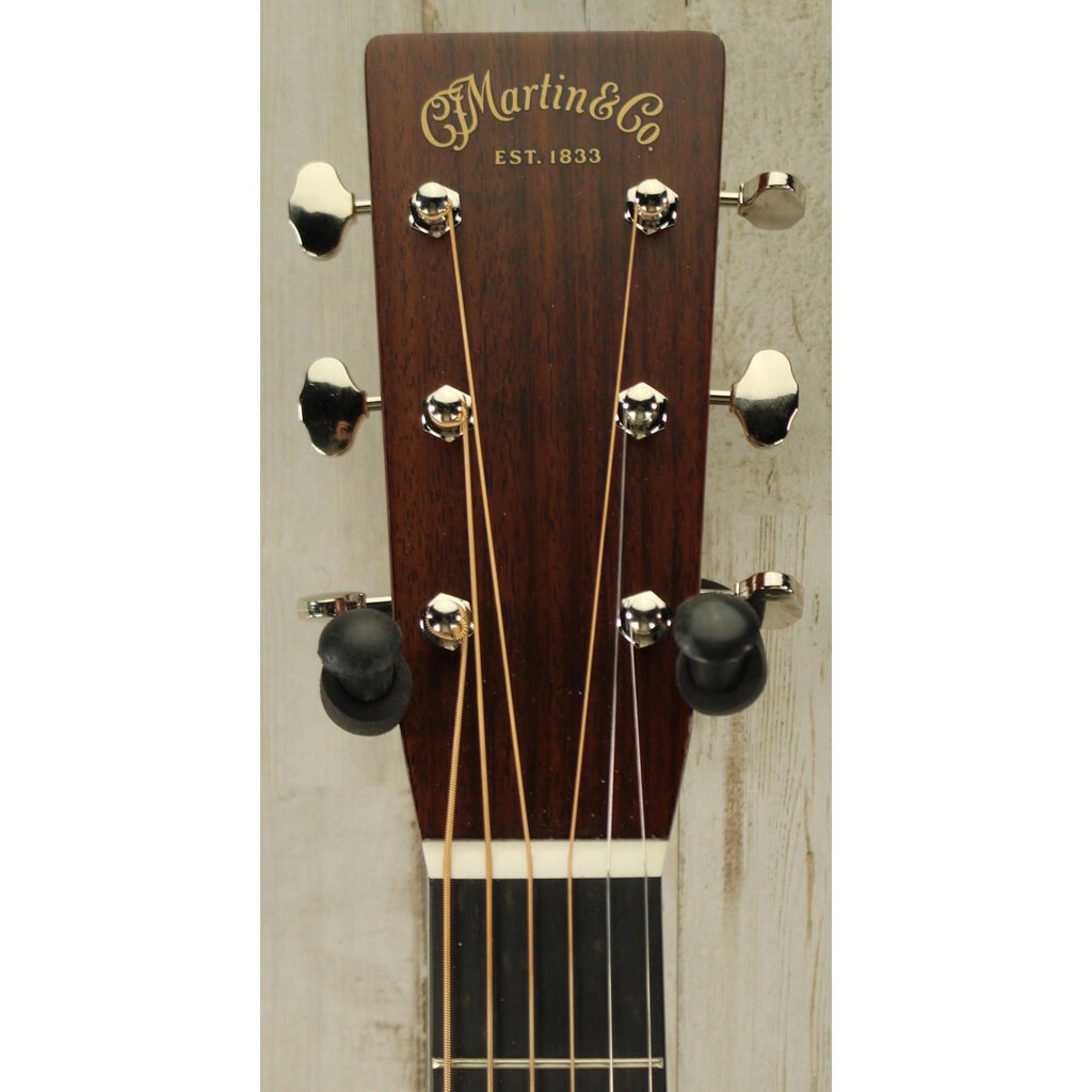Martin USED Martin Standard Series Super HD-28 (068)