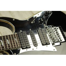 Ibanez USED Ibanez Universe UV777P-BK (639)