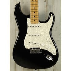 Fender USED 2004 Fender American Series Stratocaster (306)