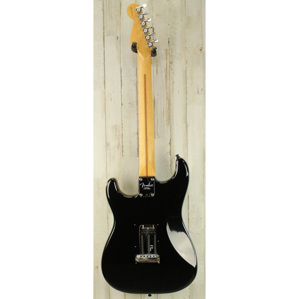 Fender USED 2004 Fender American Series Stratocaster (306)