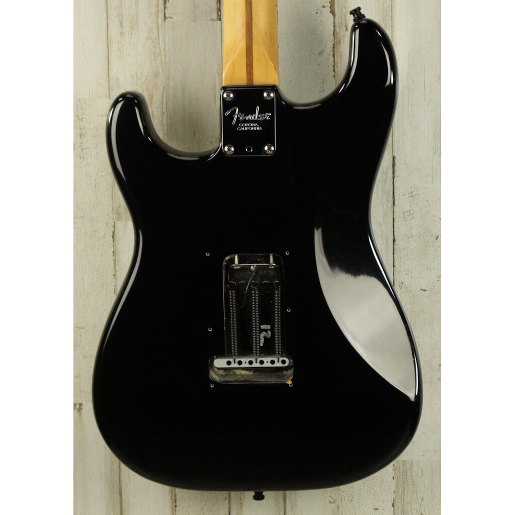Fender USED 2004 Fender American Series Stratocaster (306)