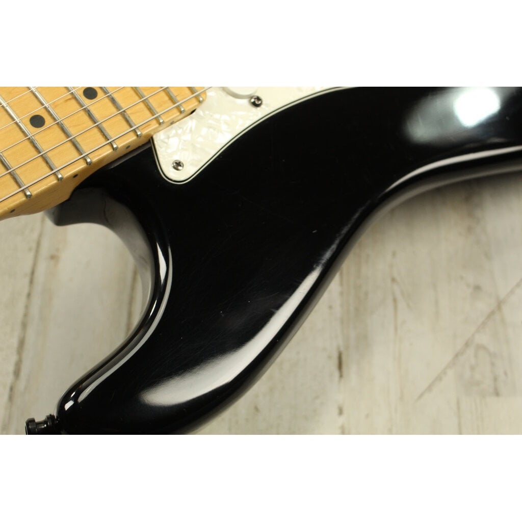 Fender USED 2004 Fender American Series Stratocaster (306)