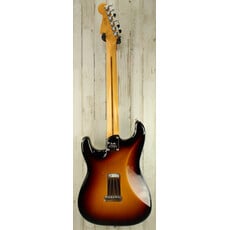 Fender USED 2019 Fender American Ultra Stratocaster (988)