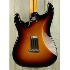 Fender USED 2019 Fender American Ultra Stratocaster (988)