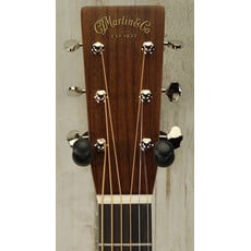 Martin NEW Martin Standard Series HD-28 - Natural w/ Aging Toner (698)