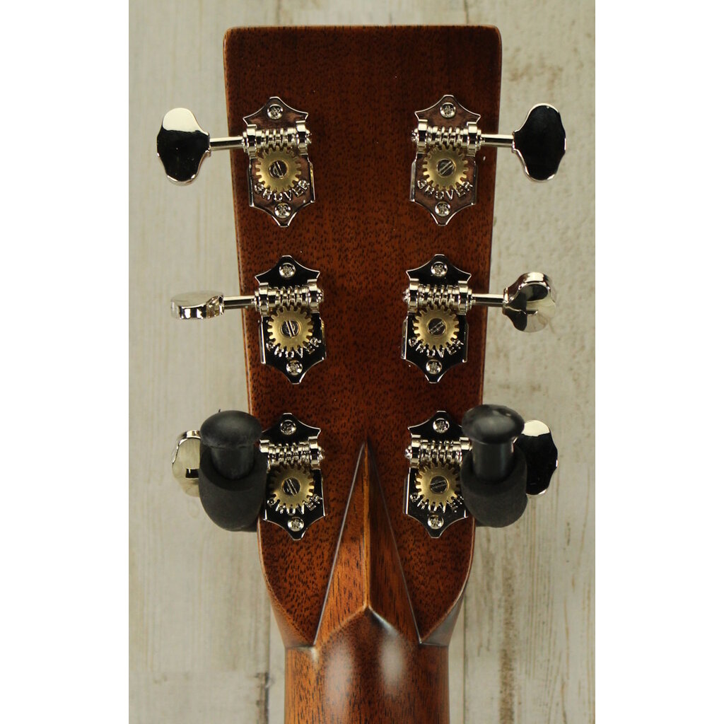 Martin NEW Martin Standard Series D-28 - Natural w/ Aging Toner (269)